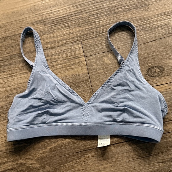 Ivivva by Lululemon Soft Blue Bralette - Picture 1 of 4